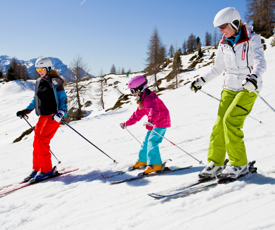 We are skiing. База Динамо Васкелово. Учебно-спортивная база "Васкелово". Катание на лыжах. Покататься на лыжах